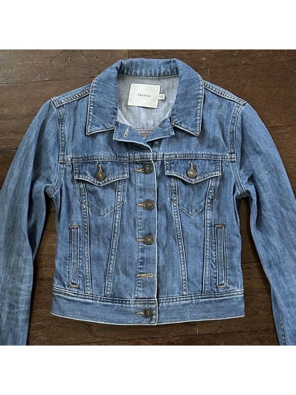 Aritzia Talula blue Denim jacket size XS-EUC Retail $125 - Picture 3 of 13